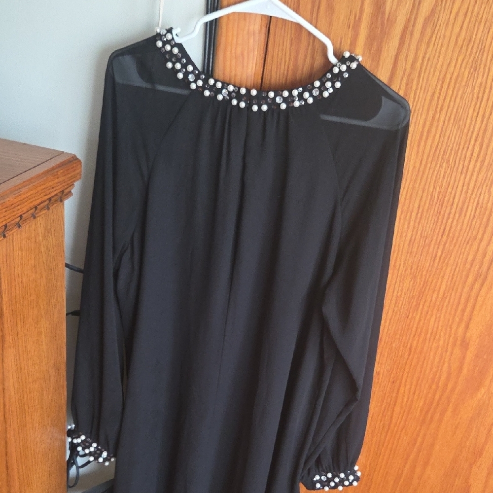 SLNY Black Long Sleeve Dress with Pearl Details - Picture 4 of 5